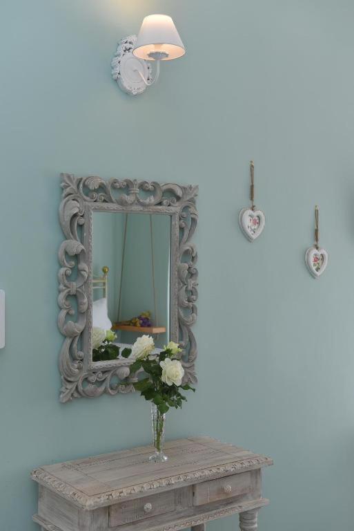Oisyra Boutique Suites Ермополи Екстериор снимка
