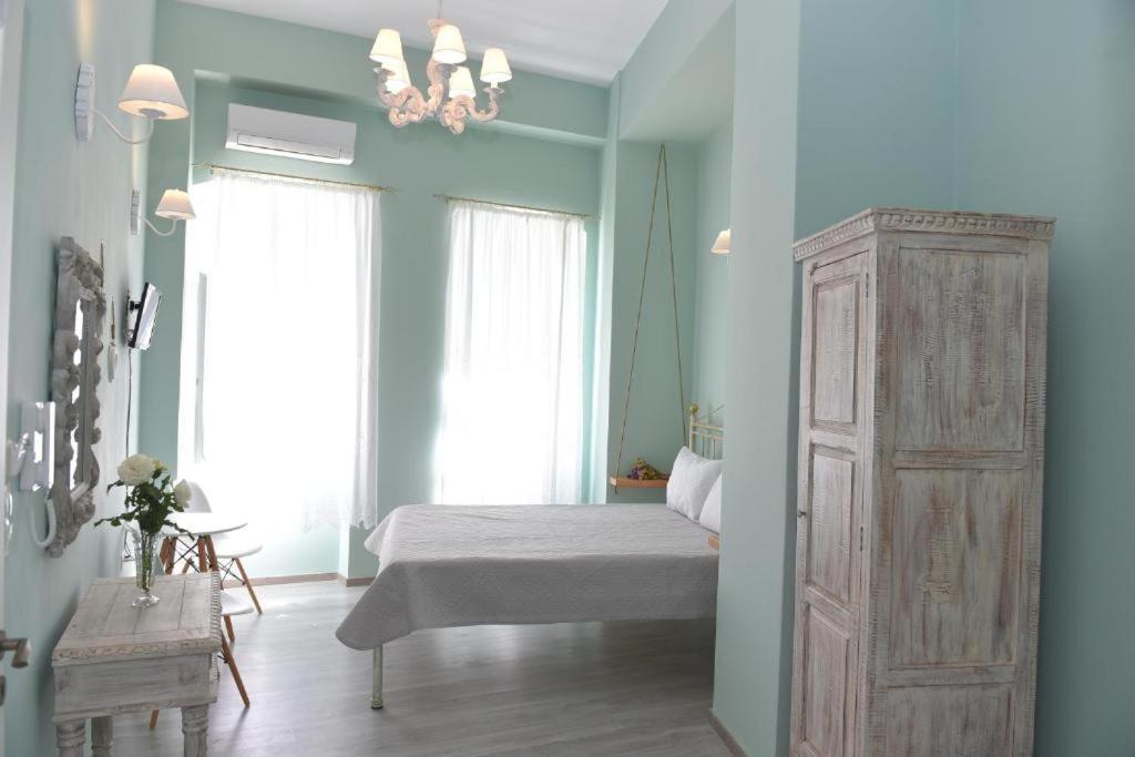 Oisyra Boutique Suites Ермополи Екстериор снимка