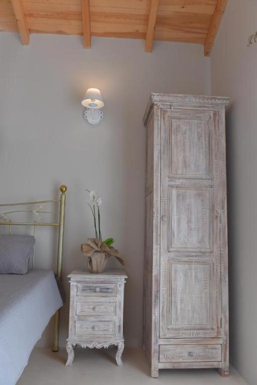 Oisyra Boutique Suites Ермополи Екстериор снимка